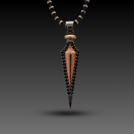 "Erkek Altın Mini Javelin Kolye, 4,8 gram, Goldium ustalığı ve Altın Erkek Kolye modeli ile uzun ömürlü kullanım sağlar