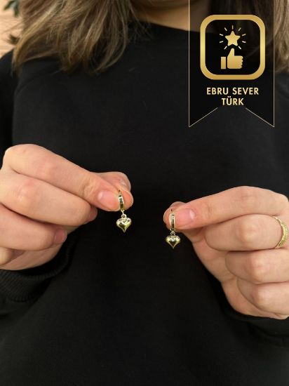 "Zarif Kalp Detaylı Altın Küpe, 1,95 gram, Goldium ustalığı ve Altın Küpe modeli ile uzun ömürlü kullanım sağlar