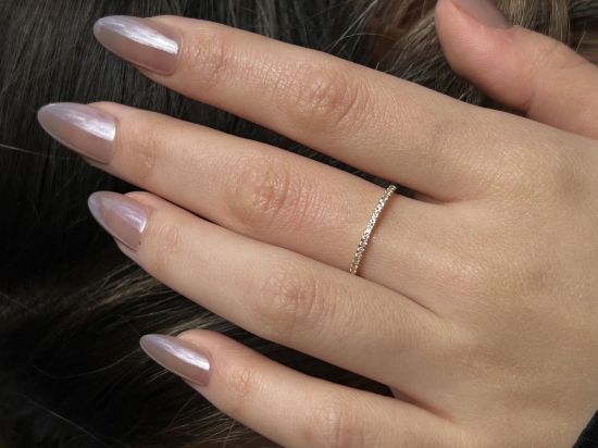 "14 Ayar Altın Yarımtur Taşlı Yüzük, 0,91 gram, Goldium ustalığı ve Altın Minimal Yüzük modeli ile uzun ömürlü kullanım sağlar