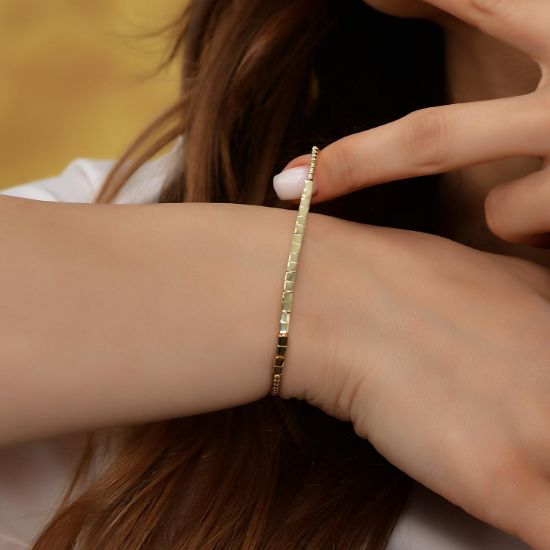 "14 Ayar Altın Sıralı Bileklik, 5,11 gram, Goldium ustalığı ve Altın Bileklik modeli ile uzun ömürlü kullanım sağlar
