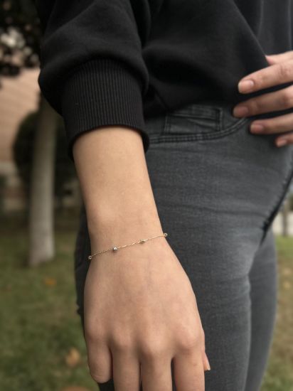 "3 Renk Toplu 14 Ayar Altın Dorika Bileklik, 0,85 gram tasarımıyla Altın Bileklik kategorisinde, Goldium imzasıyla modern bir görünüm sunar